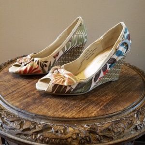 NWOT ☆ Restricted Peep Toe Wedges ☆